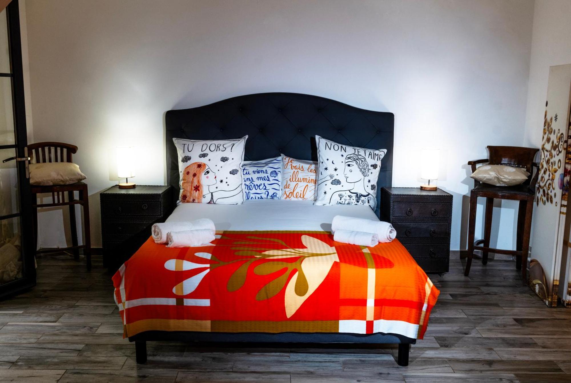 Les Canoubiers Luxe Et Serenite Au Coeur De Saint-Tropez Suites Spacieuses Avec Jardin Enchanteur 部屋 写真